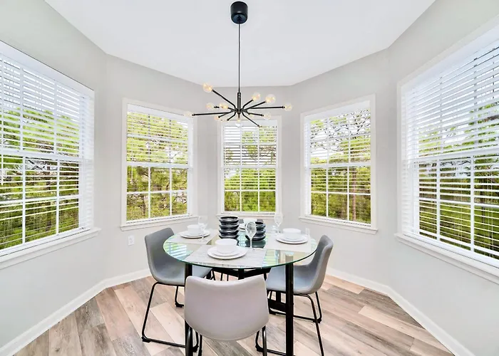 Near Disney - 3Br Condo - Games Pool & Sauna