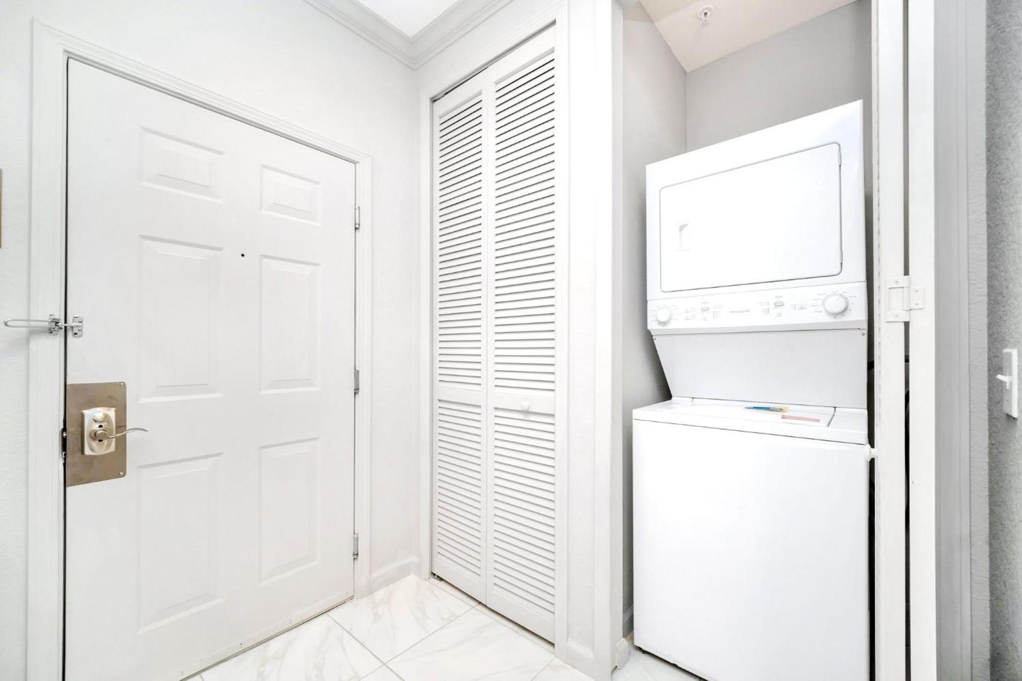 Holiday home Near - 3br - Games Pool & Sauna Orlando