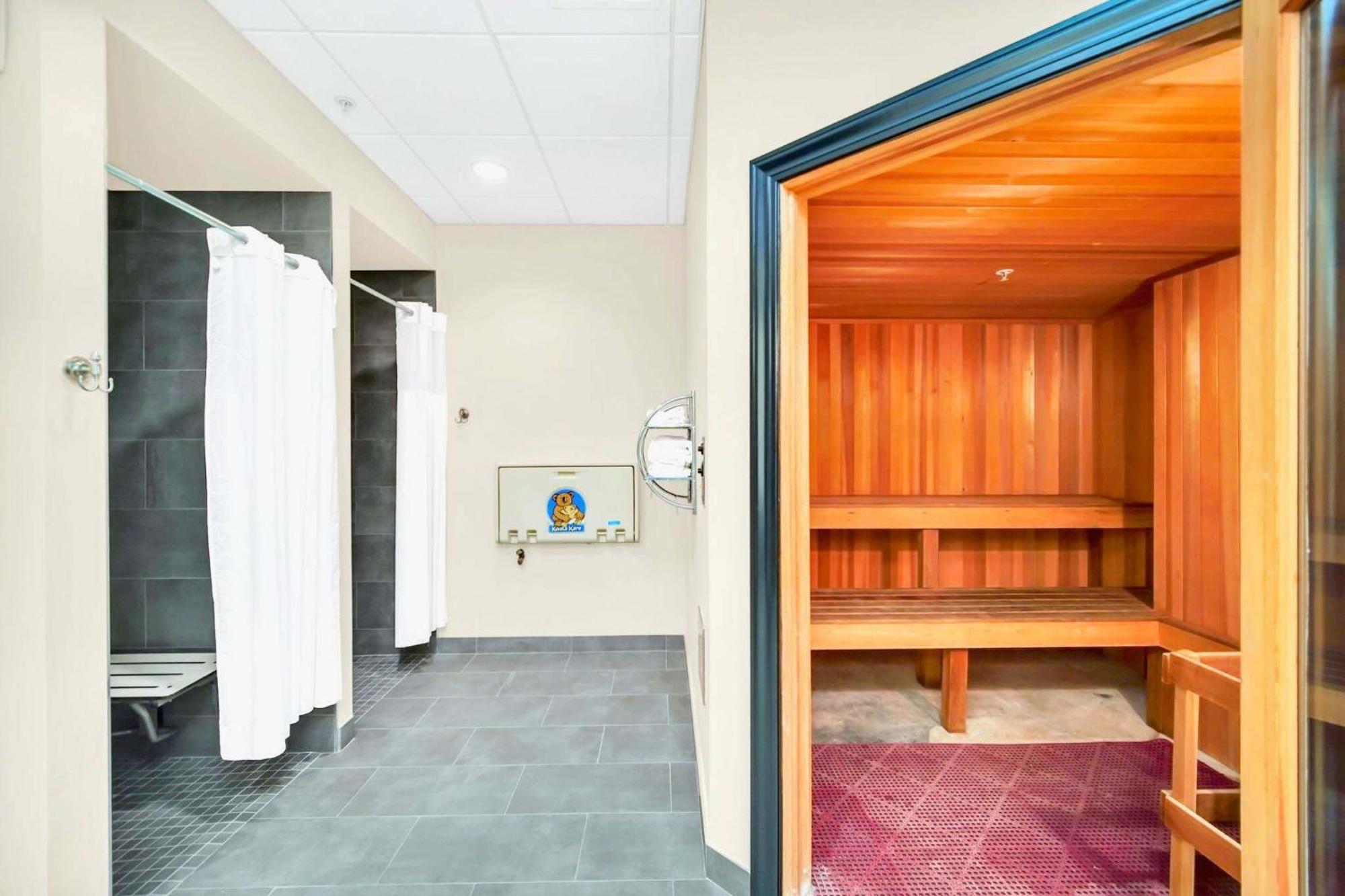 Near - 3br - Games Pool & Sauna